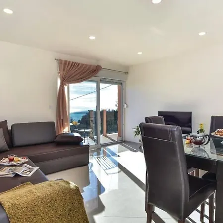 Apartment Lelas-apartment Mediterraneo