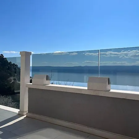 Lelas Omiš