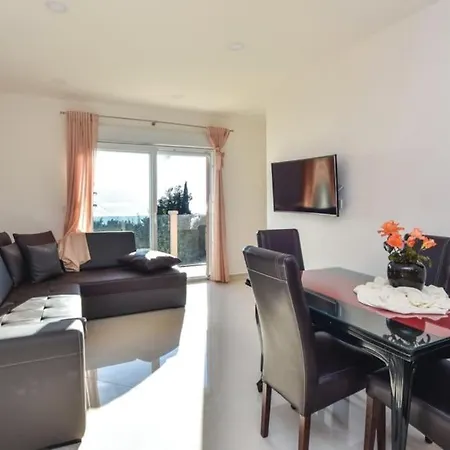 Lelas Apartment