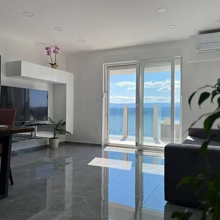 Lelas Apartment *