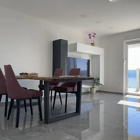 Lelas Apartment
