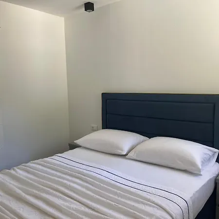 Apartment Lelas *