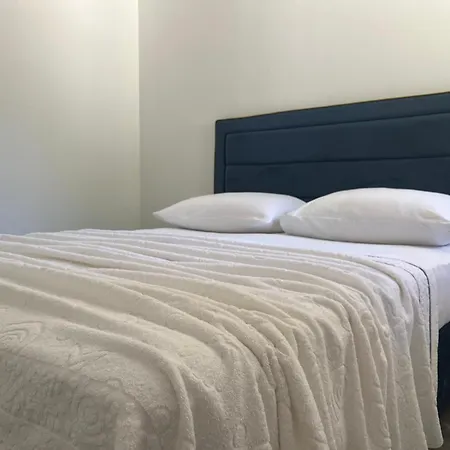 Apartment Lelas *