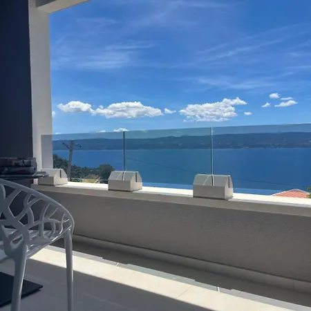Apartment Lelas Omiš
